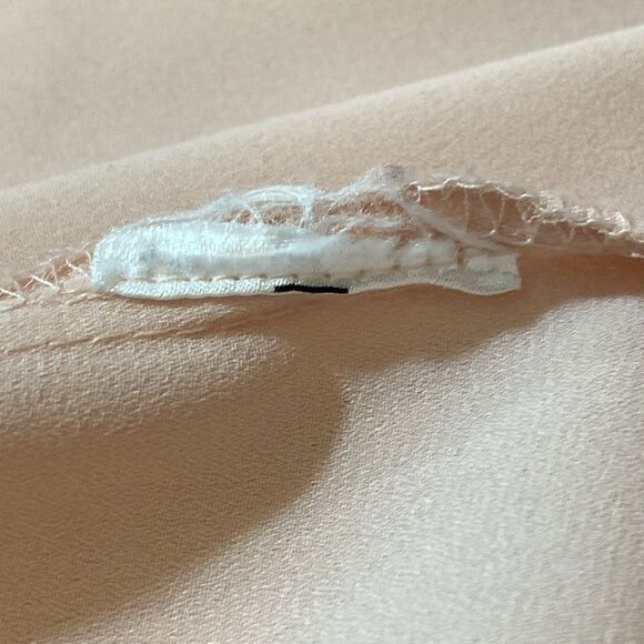 H&M 💯 Poliéster Pink 3/4 Sleeve Buttoned Tie Front Blouse Size 12 - Picture 4 of 5